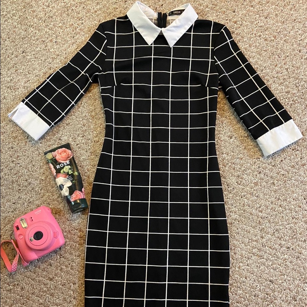 A beautiful black and white dress!